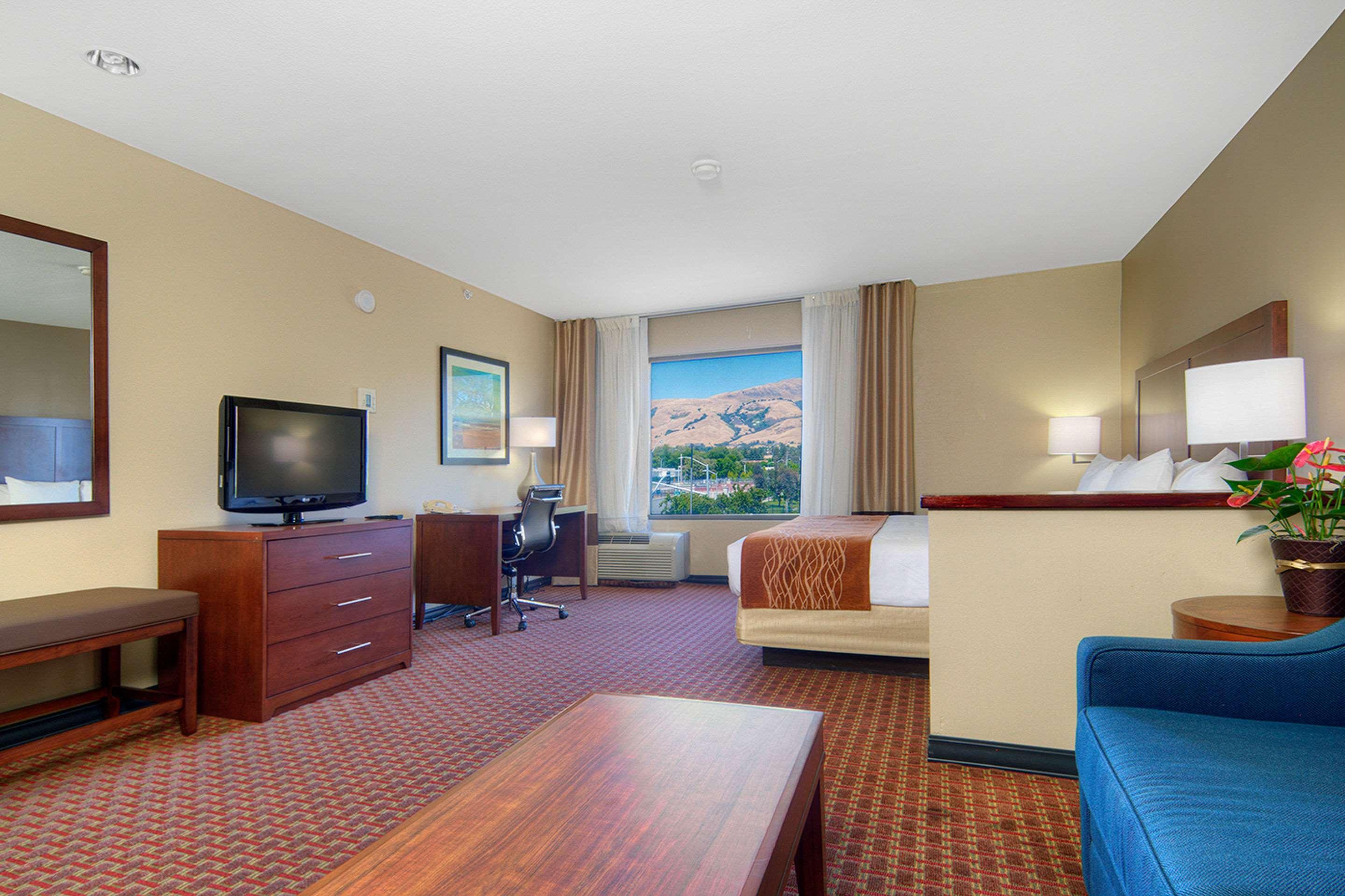 Comfort Inn Silicon Valley East Fremont Extérieur photo